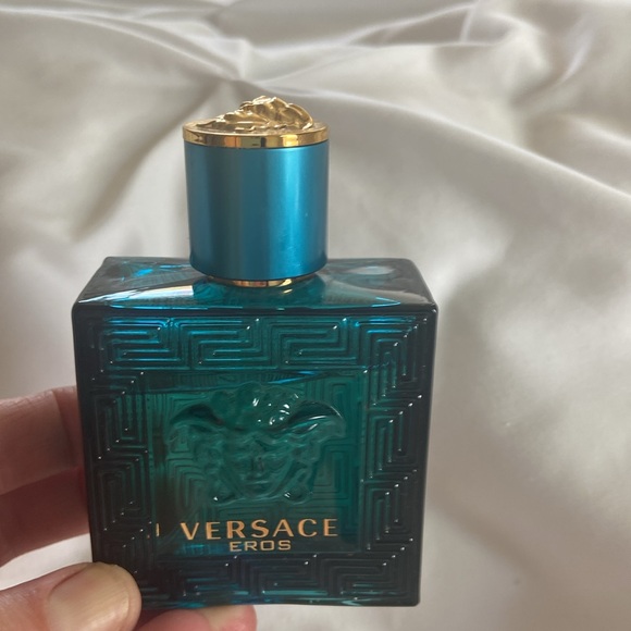 Versace
Eros Eau de Toilette Used - Picture 2 of 2